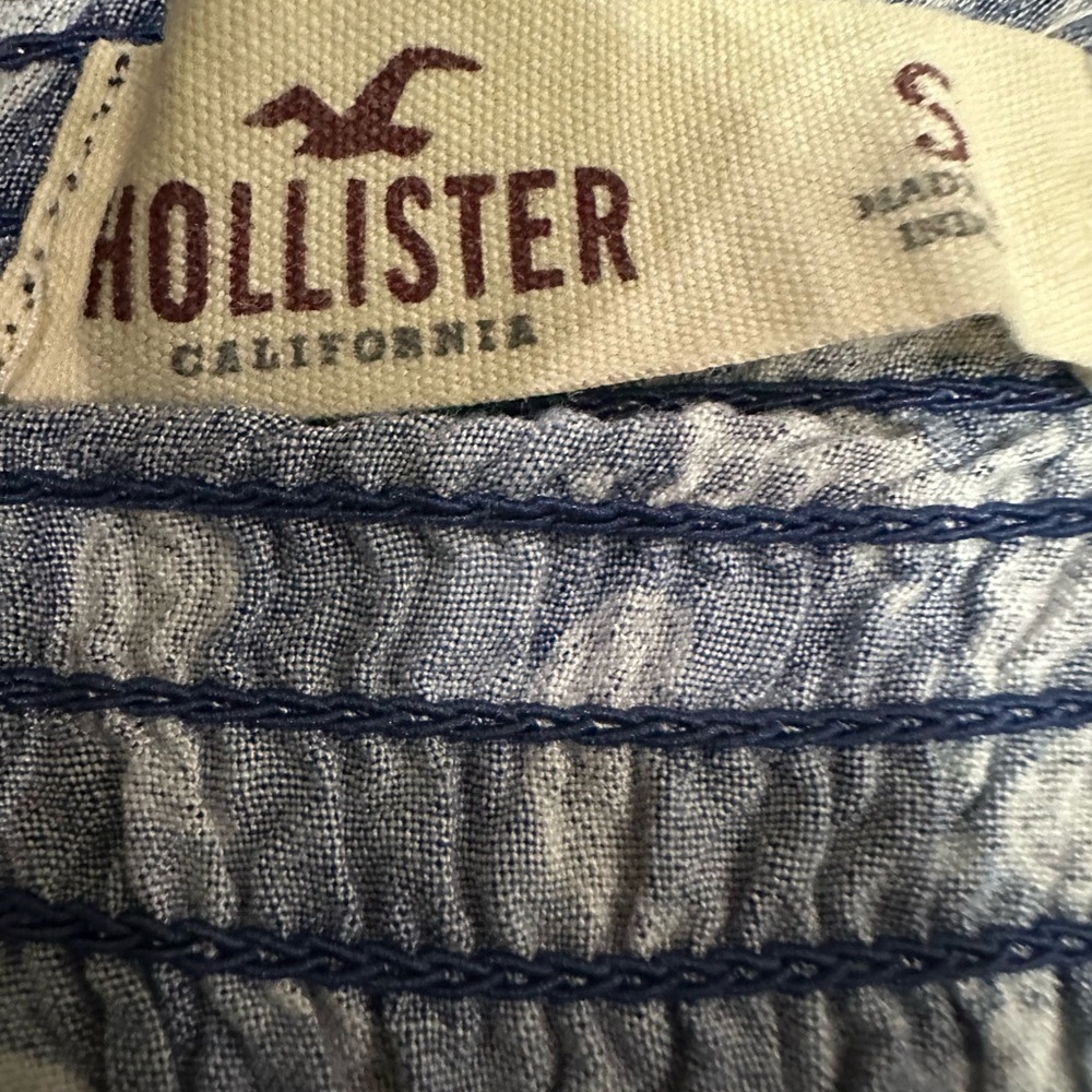 Hollister Blue and White Romper with Cut Out Detail, size Small - Picture 4 of 5